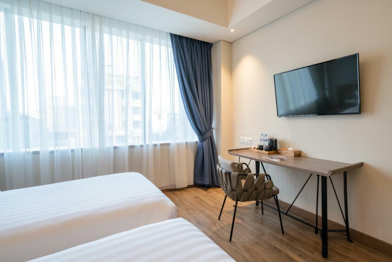 Luminor Hotel Jakarta Kota By Wh Dış mekan fotoğraf