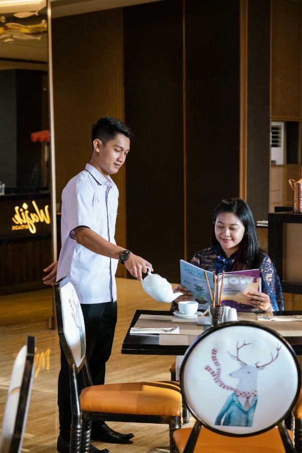 Luminor Hotel Jakarta Kota By Wh Dış mekan fotoğraf