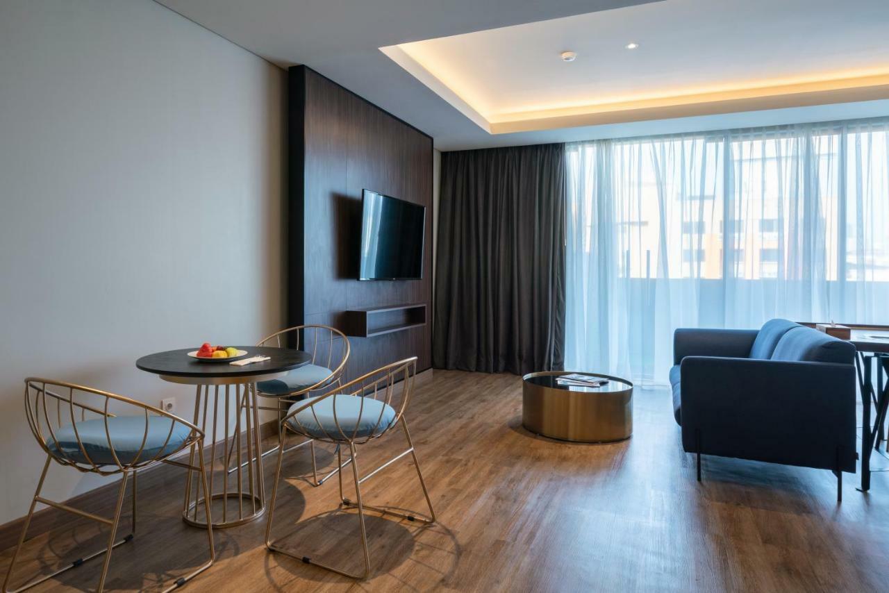 Luminor Hotel Jakarta Kota By Wh Dış mekan fotoğraf